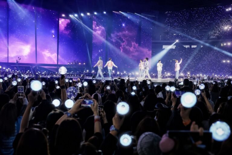 BTS concert crowd featured image - BTS and Blackpink’s global stages spotlight Korea’s pop-driven tourism and consumer surge