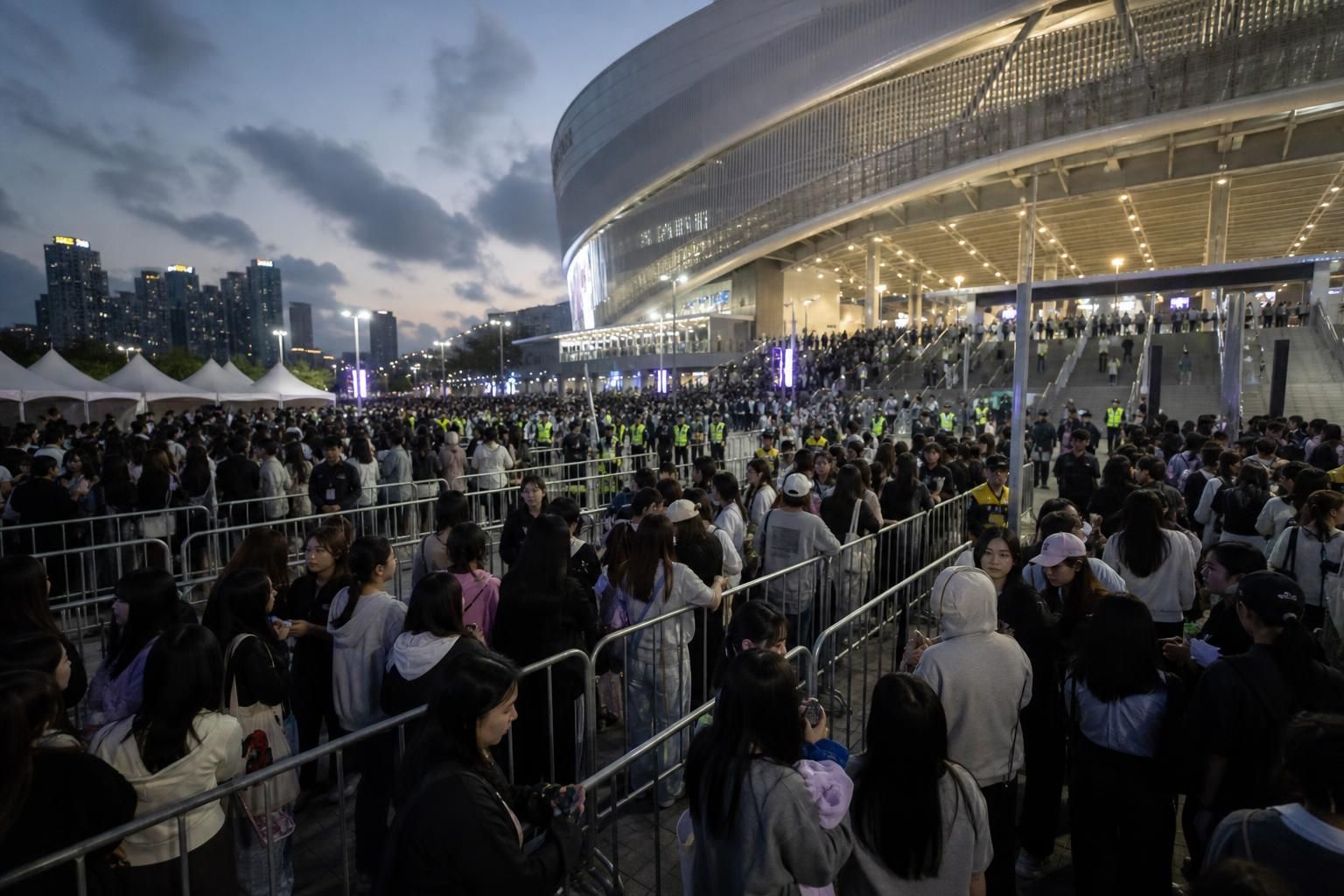 [Busan concert crowd] Image explaining the article's impact and background - Some accounts went further, suggesting that whil...